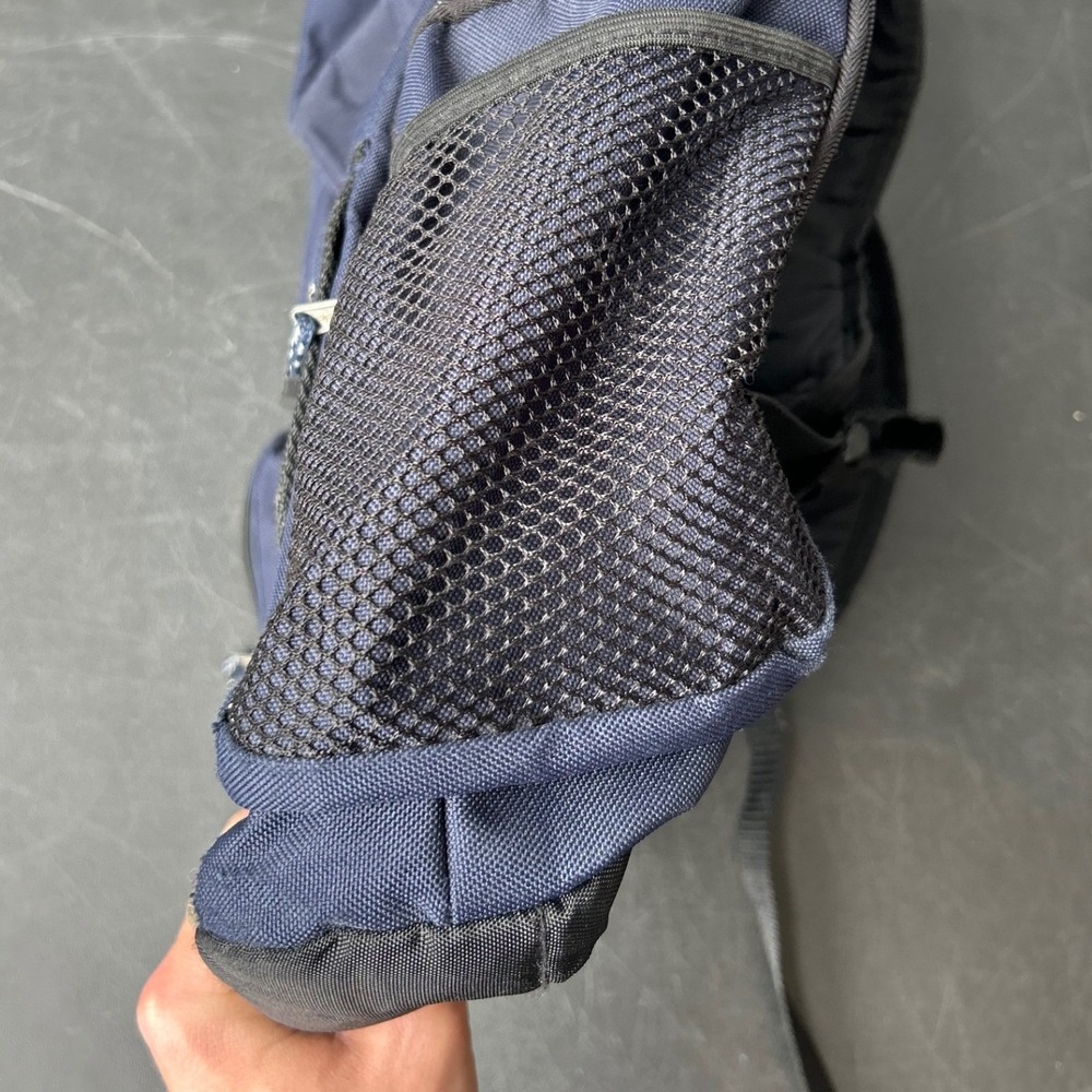 Eastsport Canvas Backpack Heritage Outdoor Rucksack Navy Blue Suede Trim School - Picture 6 of 15